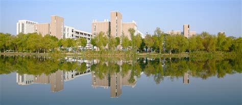 上海工程技术大学是几本？