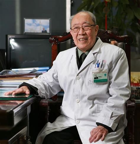 吴孟超曾救治20000多名患者，他为医学界做出了哪些巨大贡献