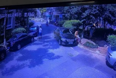 1xh4sm_杭州5岁女童从7楼坠落奇迹生还