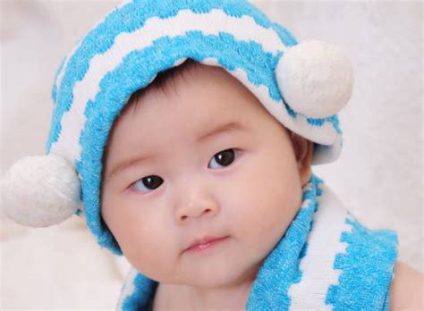2018年姓刘出生的男宝宝起名打分