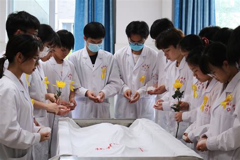 cqiyb_浙江一老师肺癌离世捐献遗体和器官