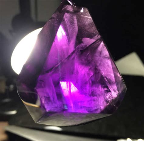 yy紫水晶是干嘛的