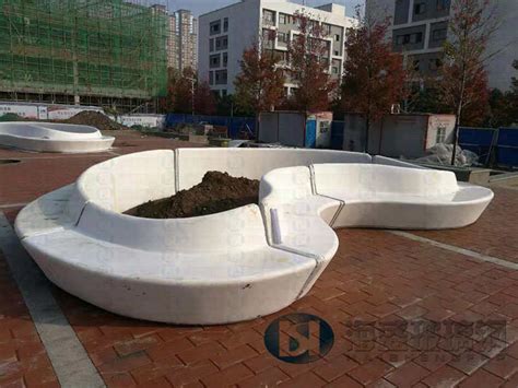 三沙玻璃钢树池坐凳制作