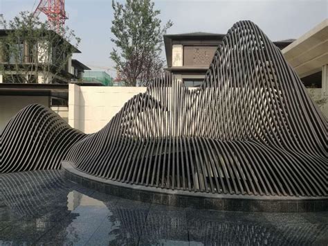 上海不锈钢假山雕塑