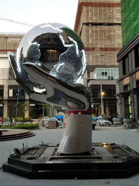 上海定制玻璃钢雕塑市场