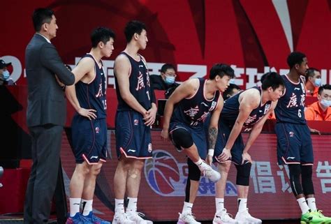 中国男篮集训队首次人员调整