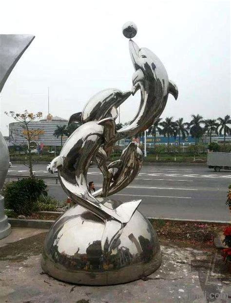 云南不锈钢雕塑厂