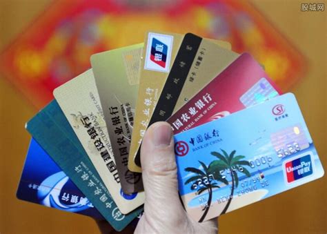 信用卡提额需要去银行吗