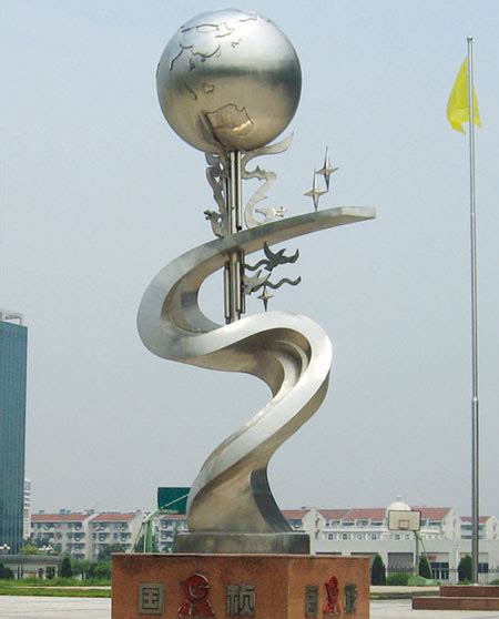 南京不锈钢卡通雕塑施工