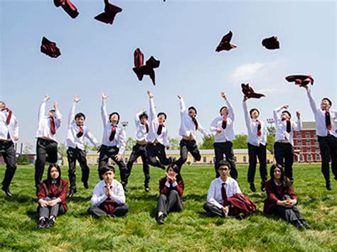 国际学校毕业照片