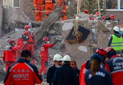 土耳其地震估计遇难人数