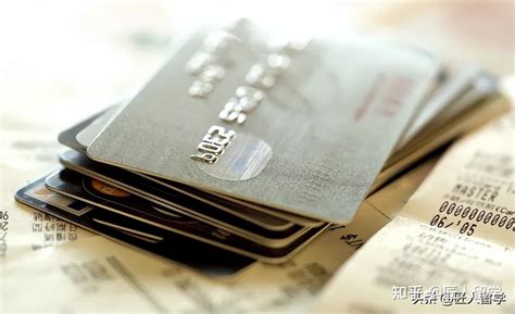 在新加坡办什么银行卡