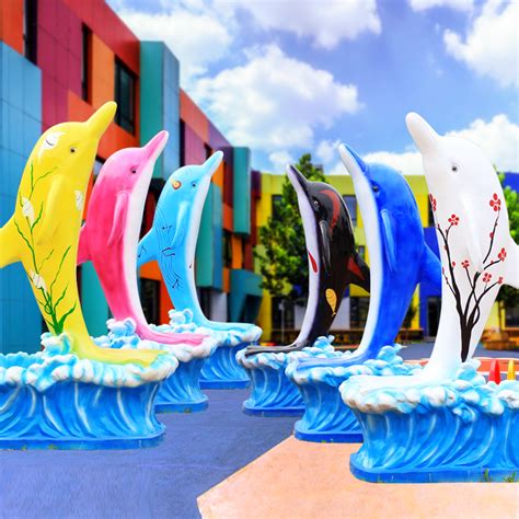 天津玻璃钢海豚雕塑