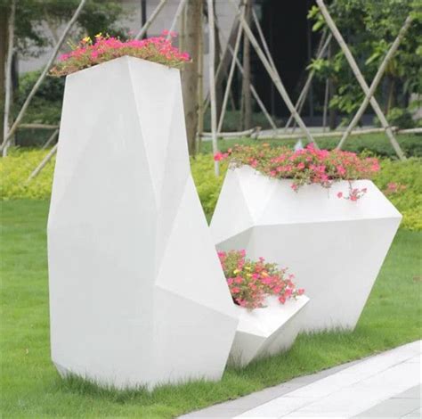 山西花钵玻璃钢雕塑设计