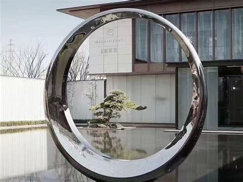 广东景观玻璃钢雕塑定做