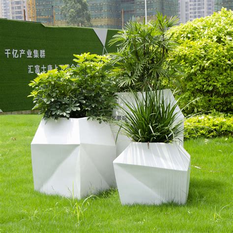 广州玻璃钢花盆公司