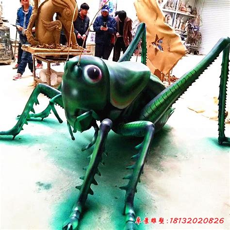 广州玻璃钢蝗虫雕塑
