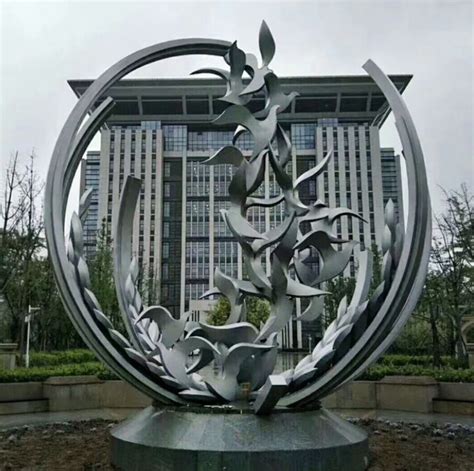 徐州大型不锈钢雕塑