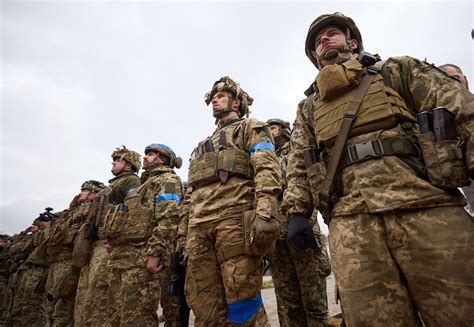 曝欧盟同意培训乌克兰1.5万名士兵
