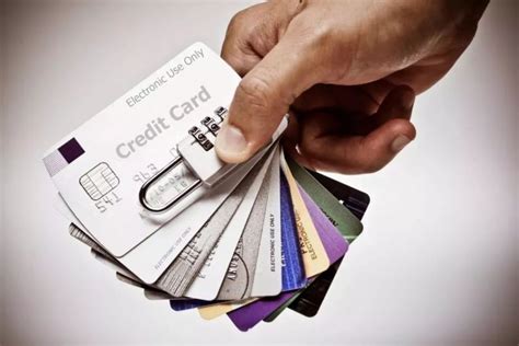有个人信息和银行卡能网贷吗