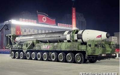朝鲜试射数十枚导弹出动500架战机,数十枚导弹试射，朝鲜500架战机鸣笛启动