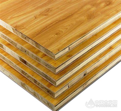杉木板材的优缺点床板(杉木板材的优缺点分析)