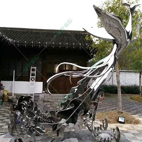 梅州玻璃钢园林雕塑厂家定制