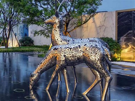 河南知名不锈钢动物雕塑制作