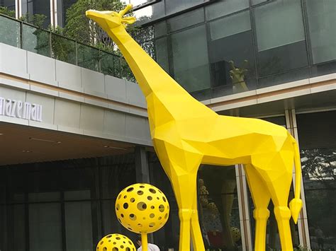 浙江玻璃钢长颈鹿雕塑