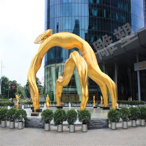 淄博玻璃钢雕塑公司