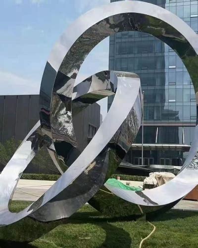 深圳市玻璃钢雕塑有限公司