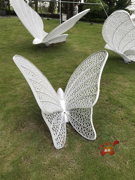 现代不锈钢雕塑蝴蝶