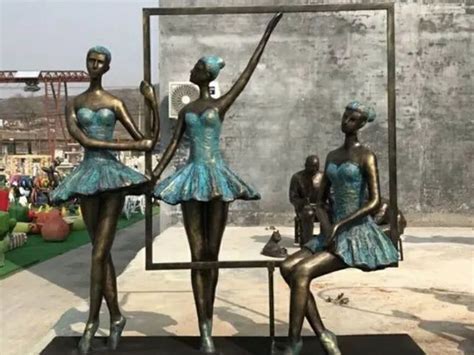 玻璃钢人物雕塑舞蹈