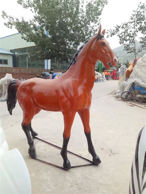 玻璃钢动物马雕塑供应商