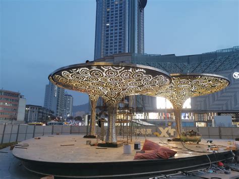 甘肃酒店玻璃钢雕塑设计及定制
