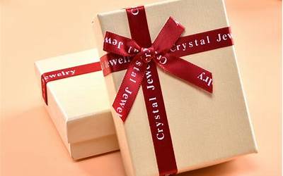 礼品盒包装方法（礼品盒包装方法视频）