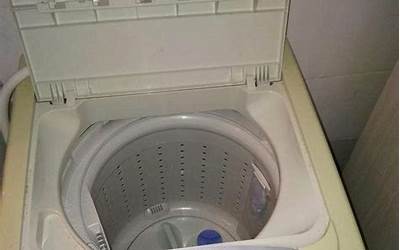 美的洗衣机e3是什么故障（洗衣机显示e3解决方法）