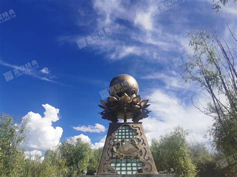 西藏公园玻璃钢雕塑生产厂家