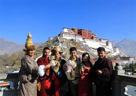 西藏旅行团起名