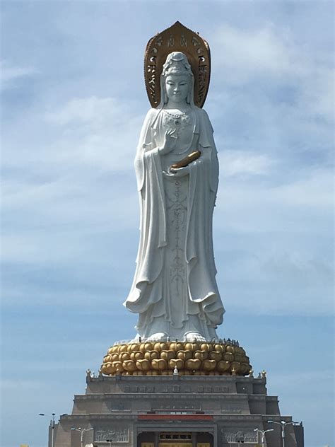 观音菩萨佛像的图片