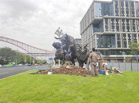 重庆南岸区玻璃钢雕塑