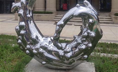 重庆玻璃钢雕塑加工公司