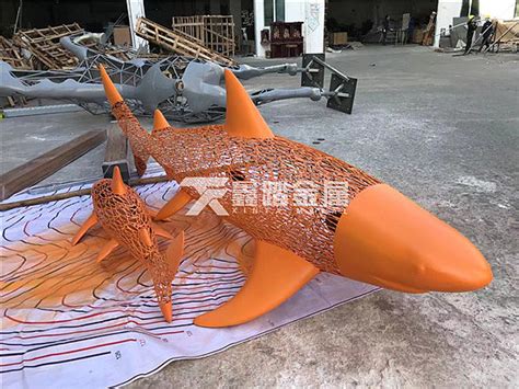 鲨鱼不锈钢雕塑厂家